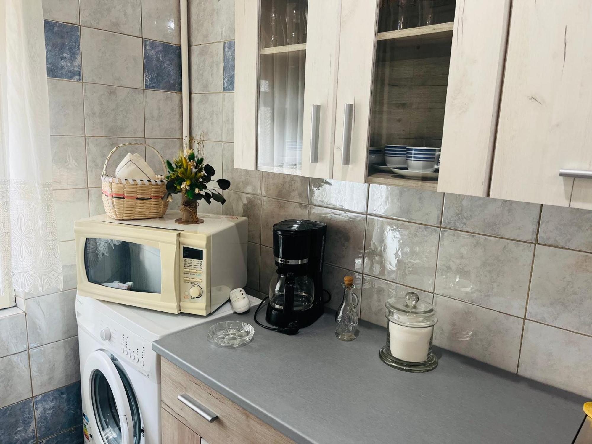 Apartament Cornelia Бузеу Екстер'єр фото